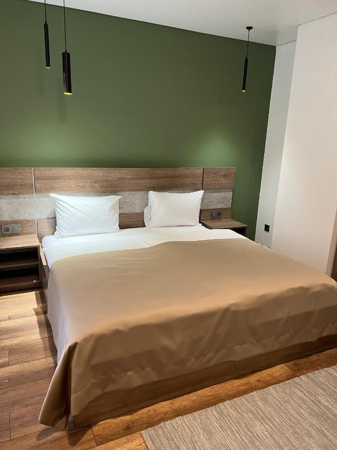 Loft Wood Hotel Mukacheve Exterior photo