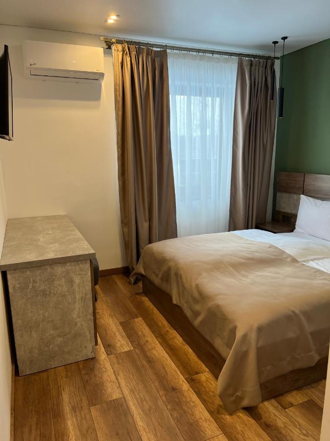 Loft Wood Hotel Mukacheve Exterior photo