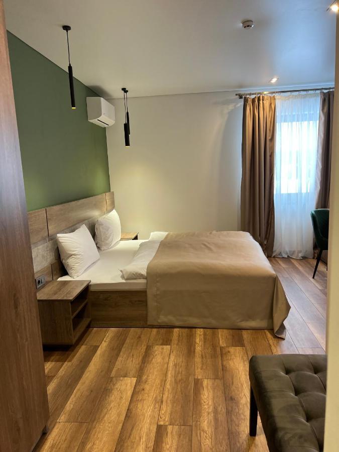 Loft Wood Hotel Mukacheve Exterior photo