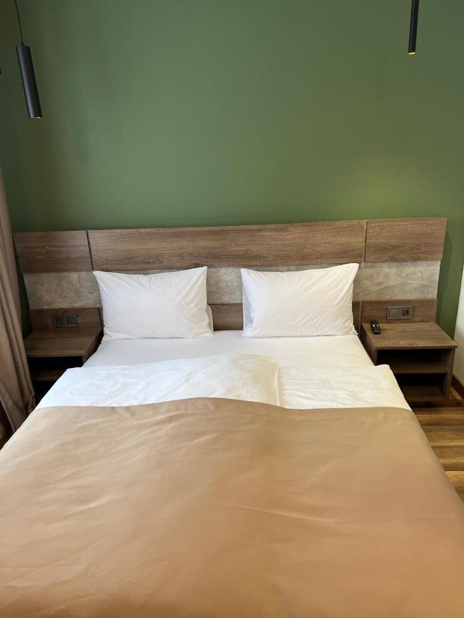 Loft Wood Hotel Mukacheve Exterior photo