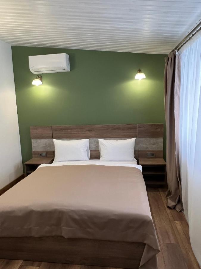 Loft Wood Hotel Mukacheve Exterior photo